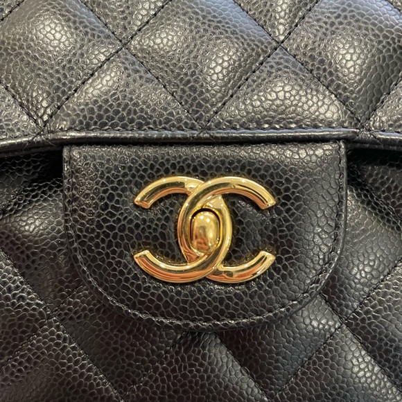 Chanel jumbo caviar gold hardware - Picture 5 of 16